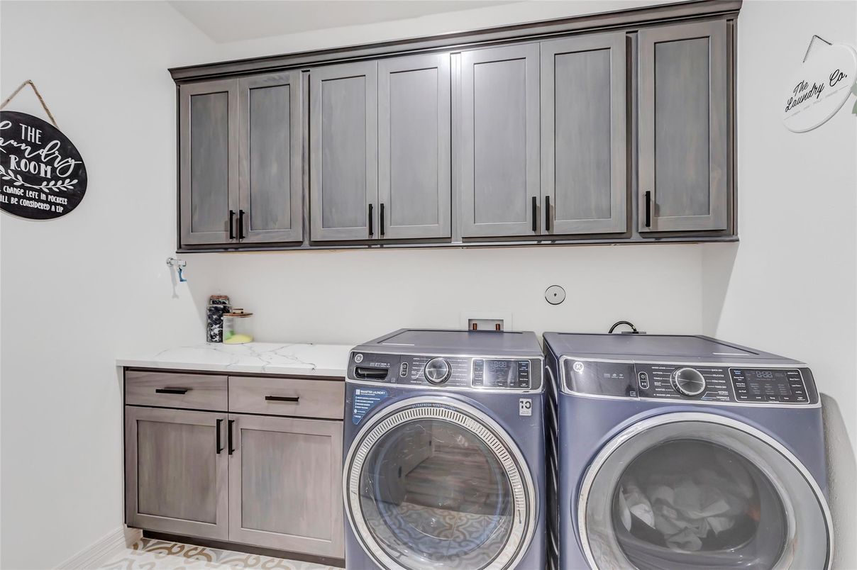 Interior, Washer