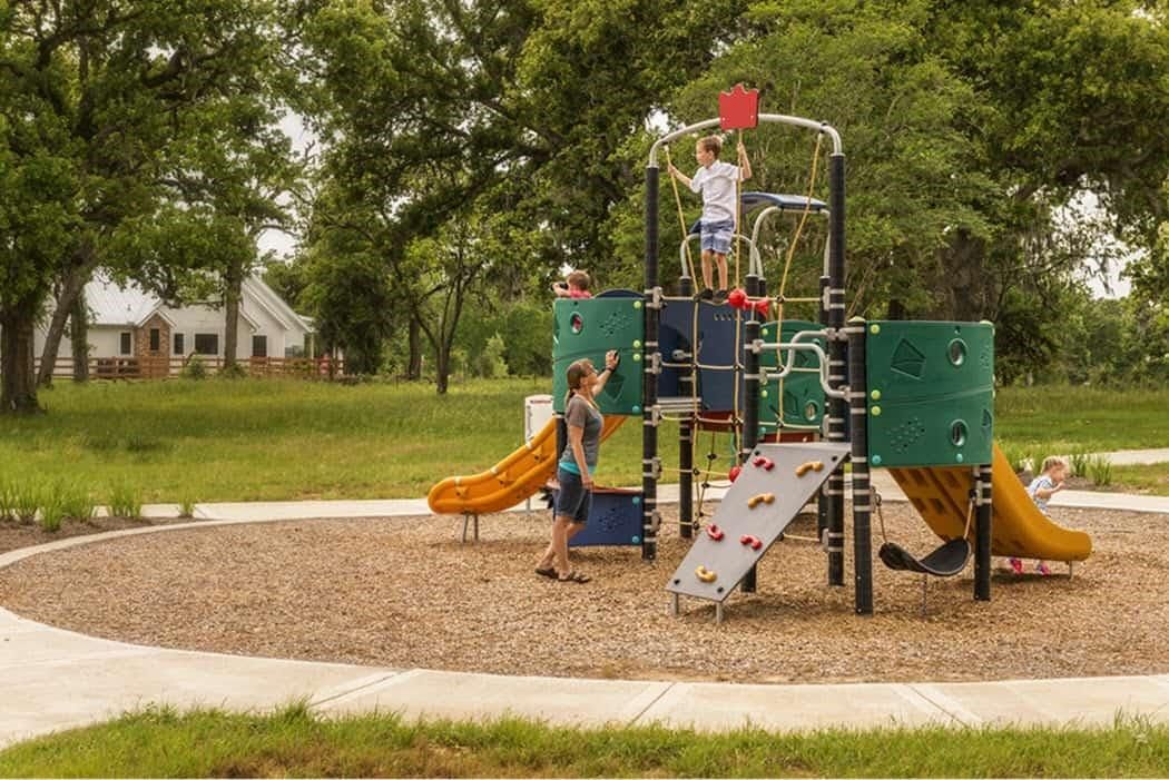 Backyard, Exterior, Playground