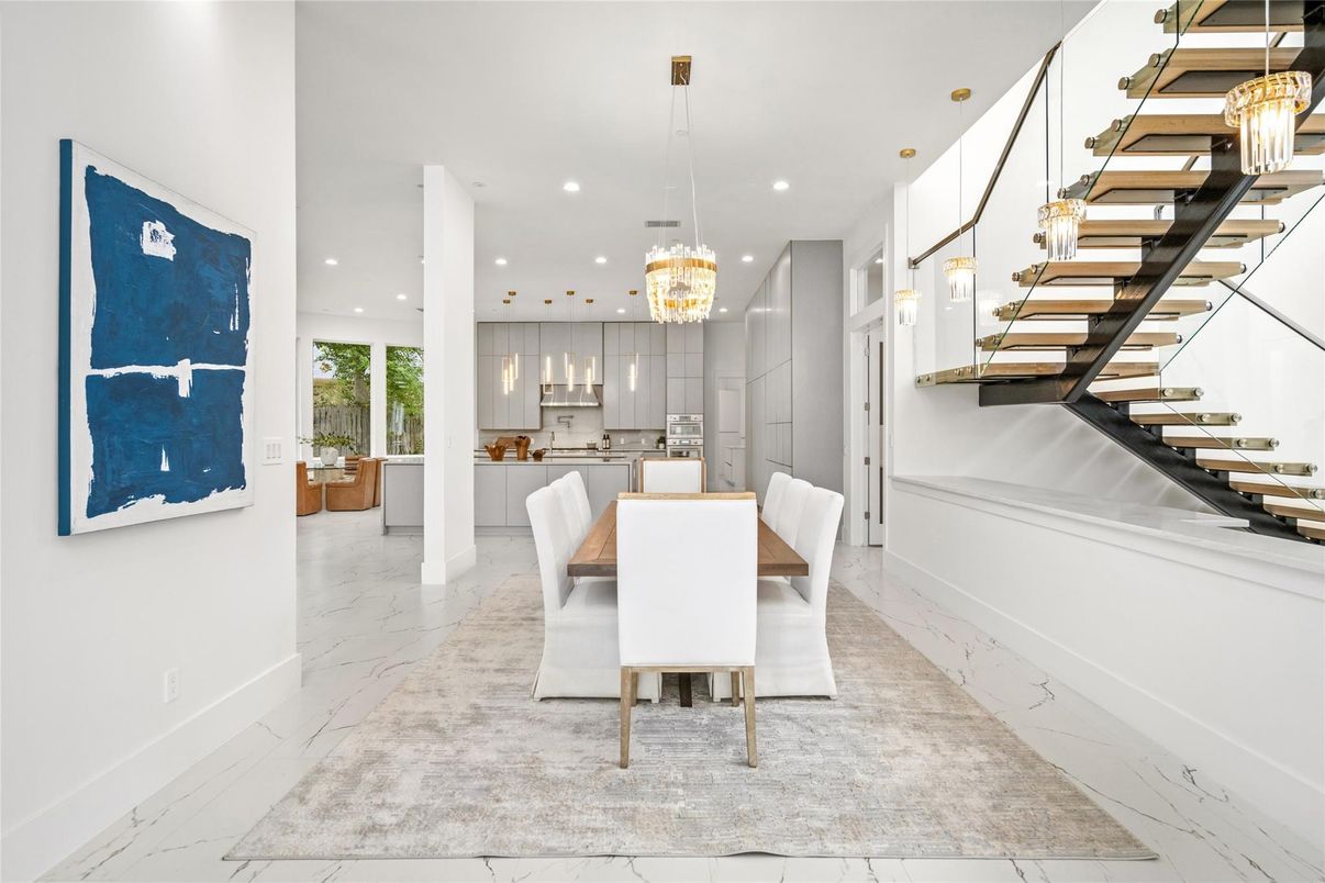 Chandelier, Dining room, Interior, Kitchen, Marble, Pendant Lights, Recessed Lighting