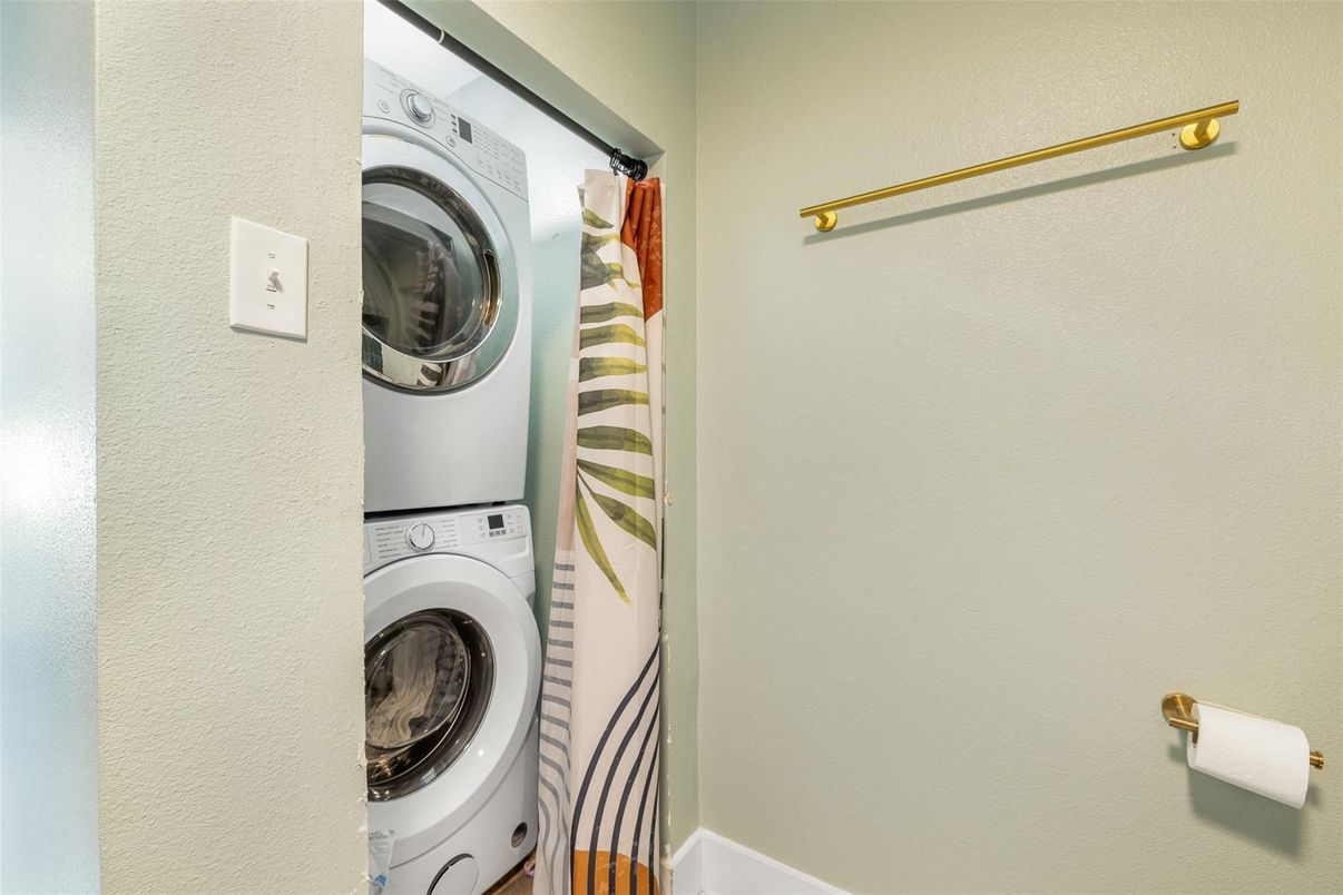 Interior, Utility Closets, Washer