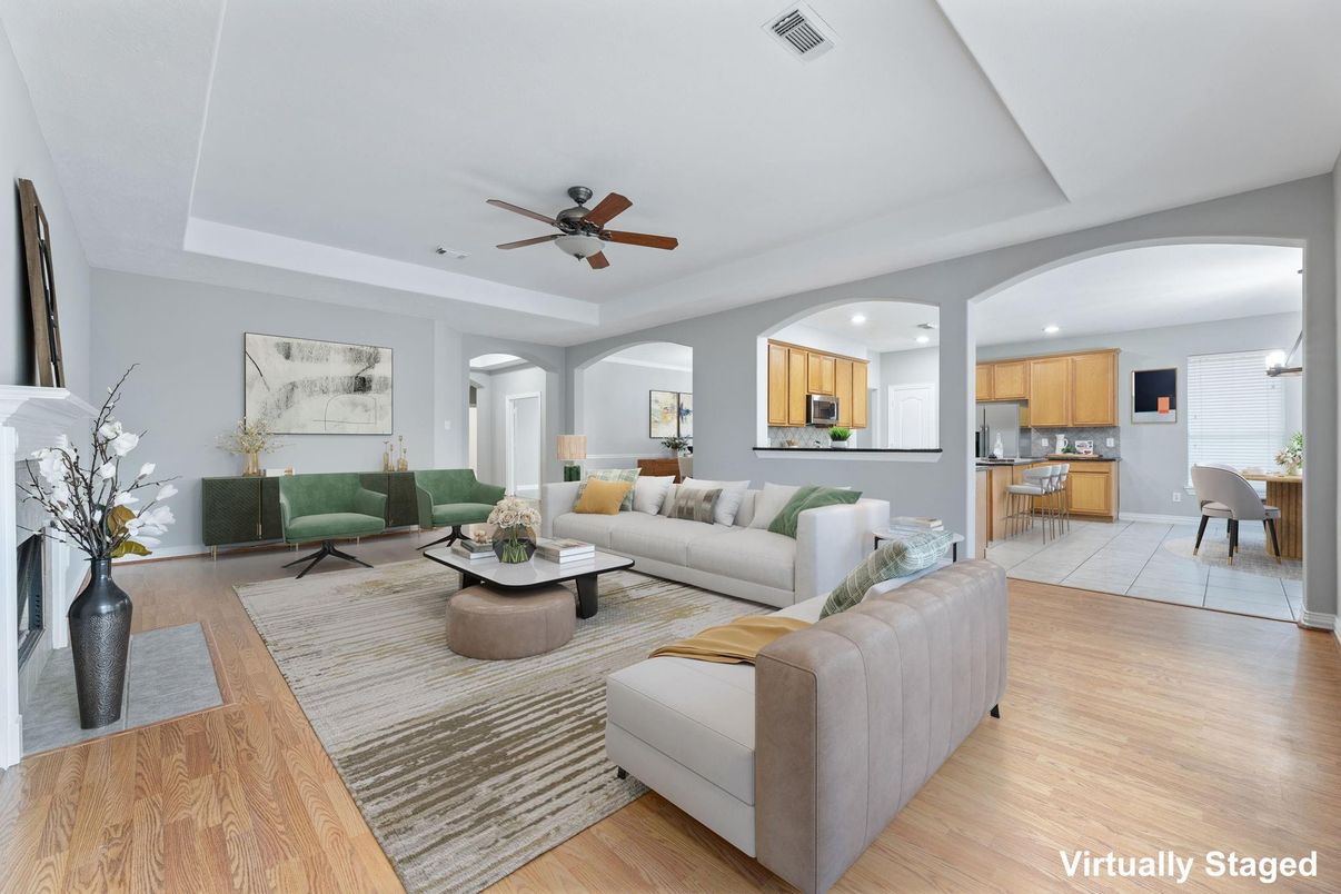 Interior, Kitchen, Living room, Recessed Lighting, Wood Texture Flooring