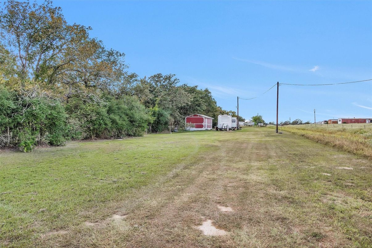 Backyard, Detached Garage, Exterior