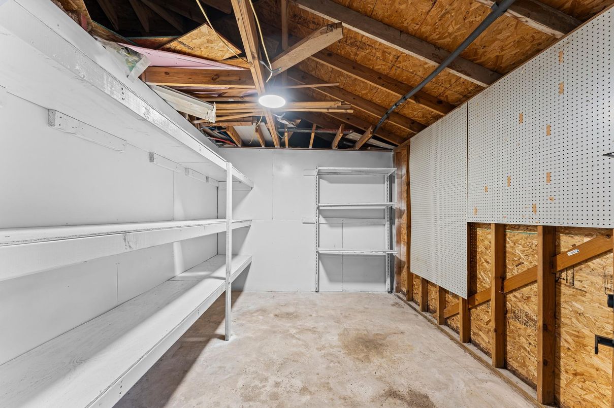 Interior, Wooden Beams