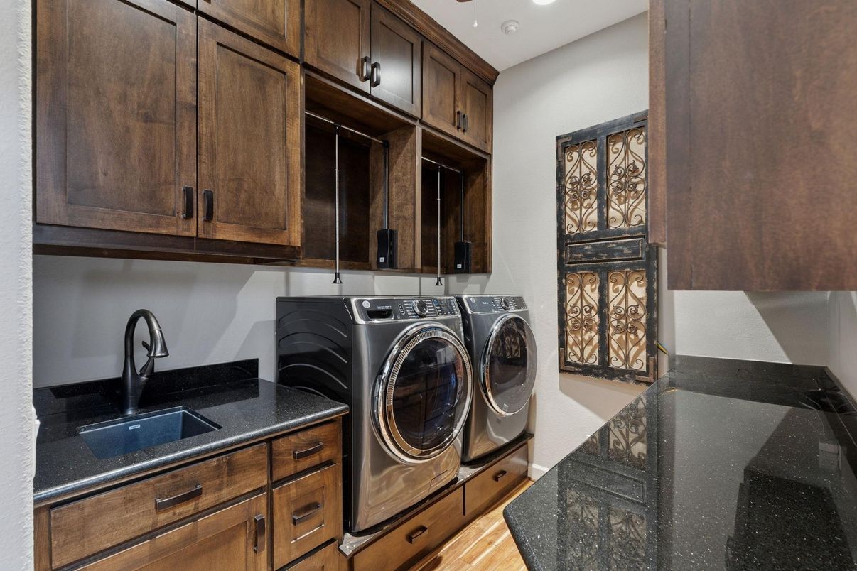 Interior, Recessed Lighting, Washer