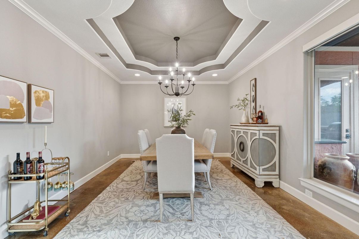 Chandelier, Dining room, Interior, Recessed Lighting, Wood Texture Flooring