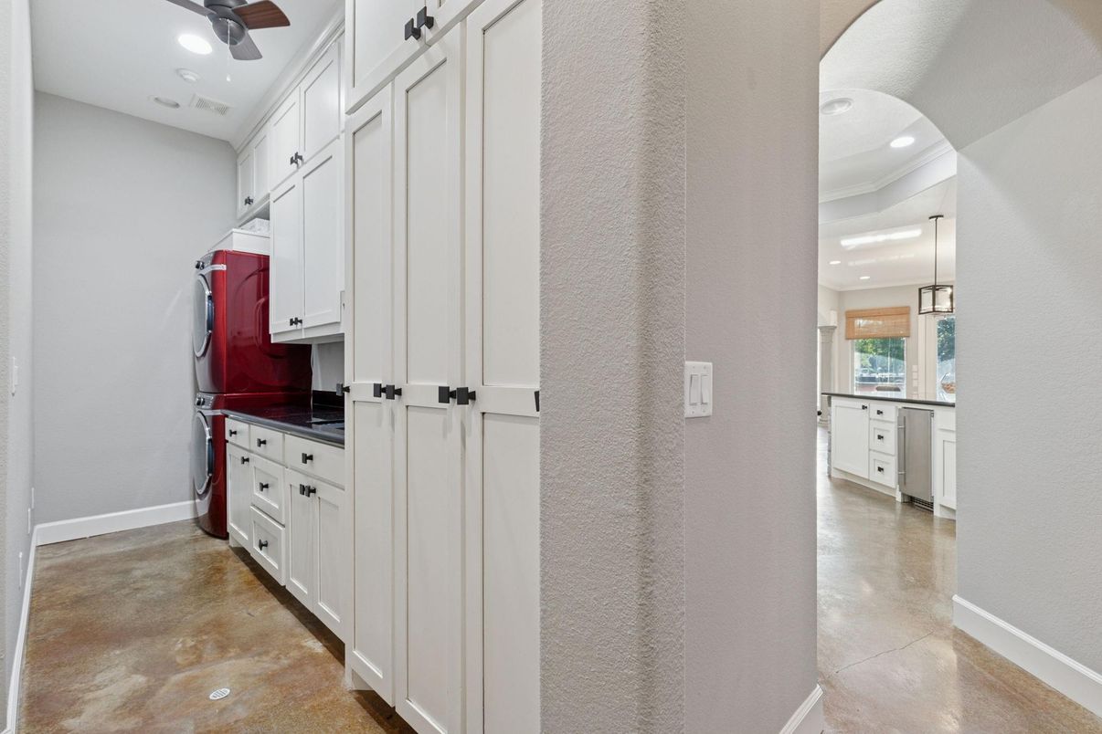 Interior, Kitchen, Pendant Lights, Recessed Lighting
