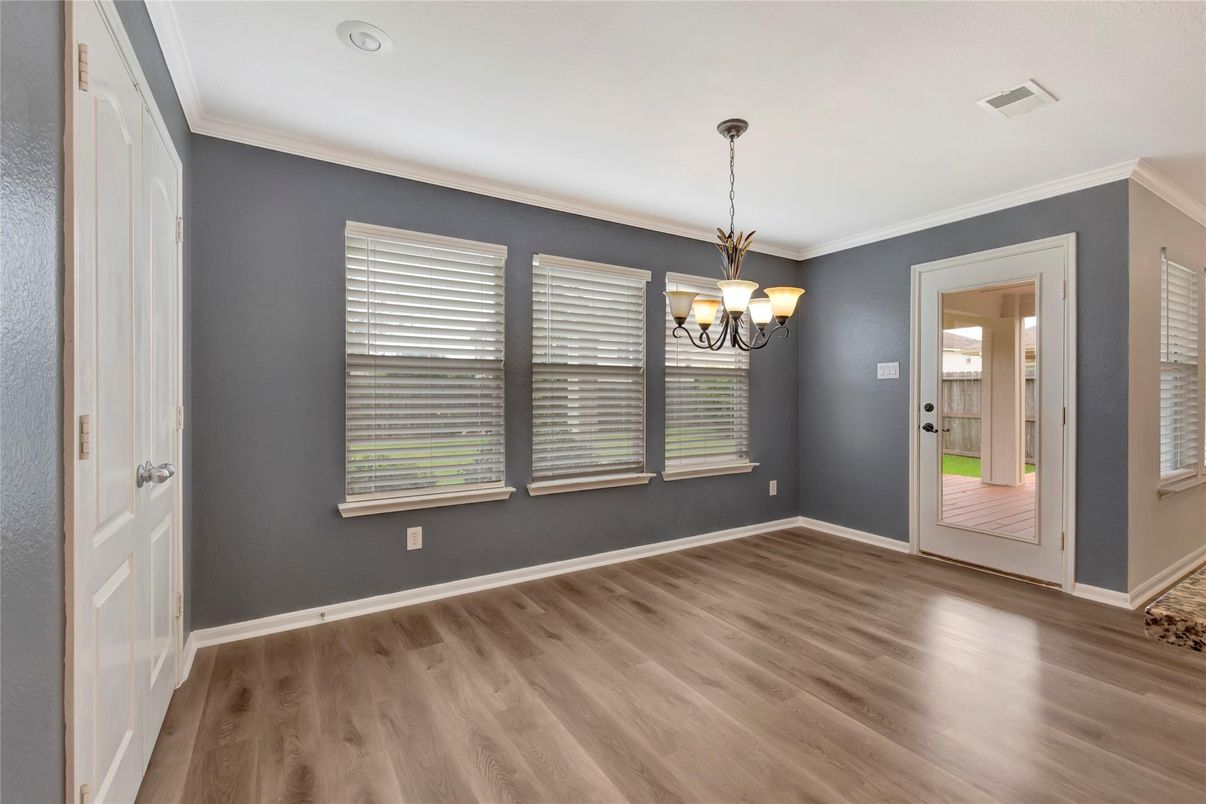 Chandelier, Empty room, Interior, Wood Texture Flooring