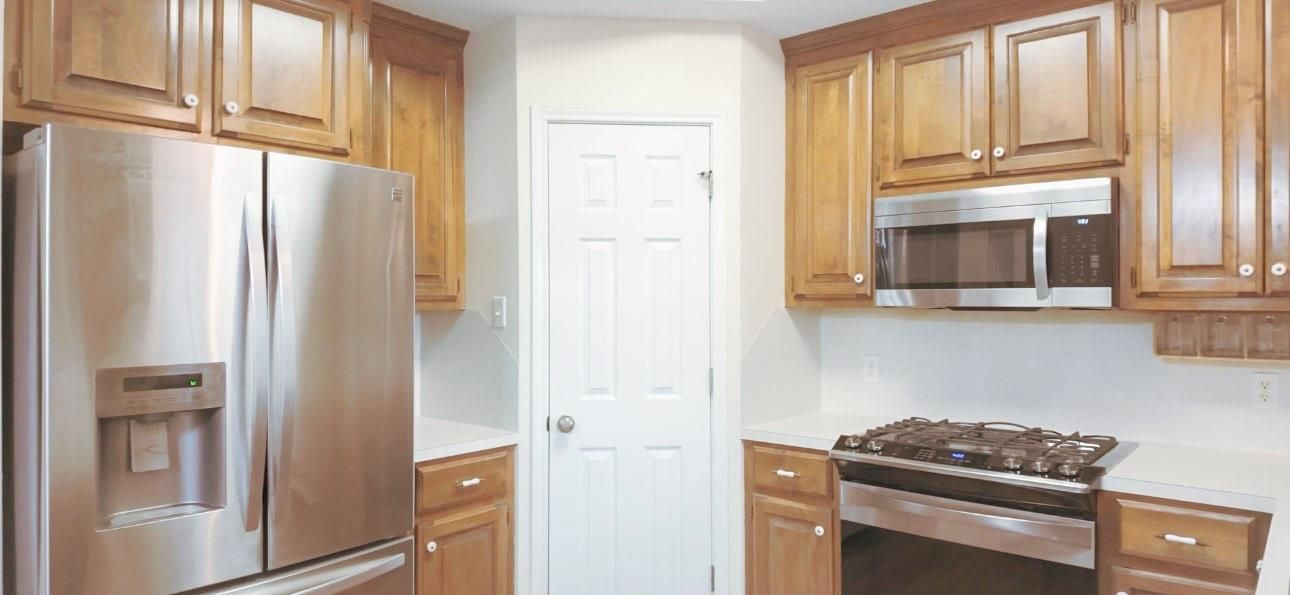 Interior, Kitchen, Stainless Steel Appliances, Wood Texture Flooring