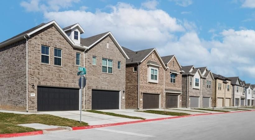 Attached, Exterior, Facade, Brick Facade, Rowhouse