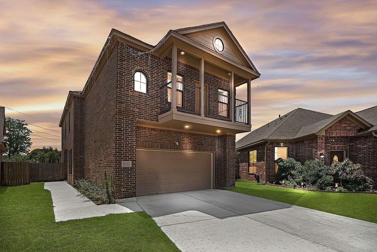 Attached, Exterior, Facade, Brick Facade, Brick Traditional