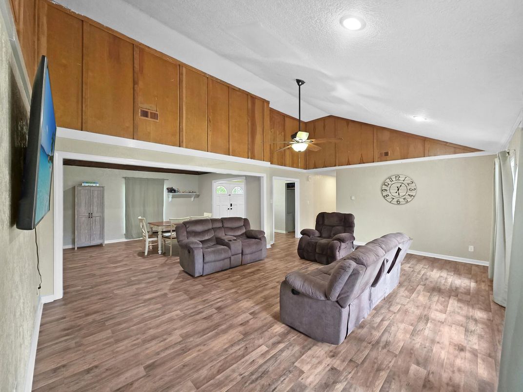 Dining room, Interior, Living room, Recessed Lighting, Wood Texture Flooring