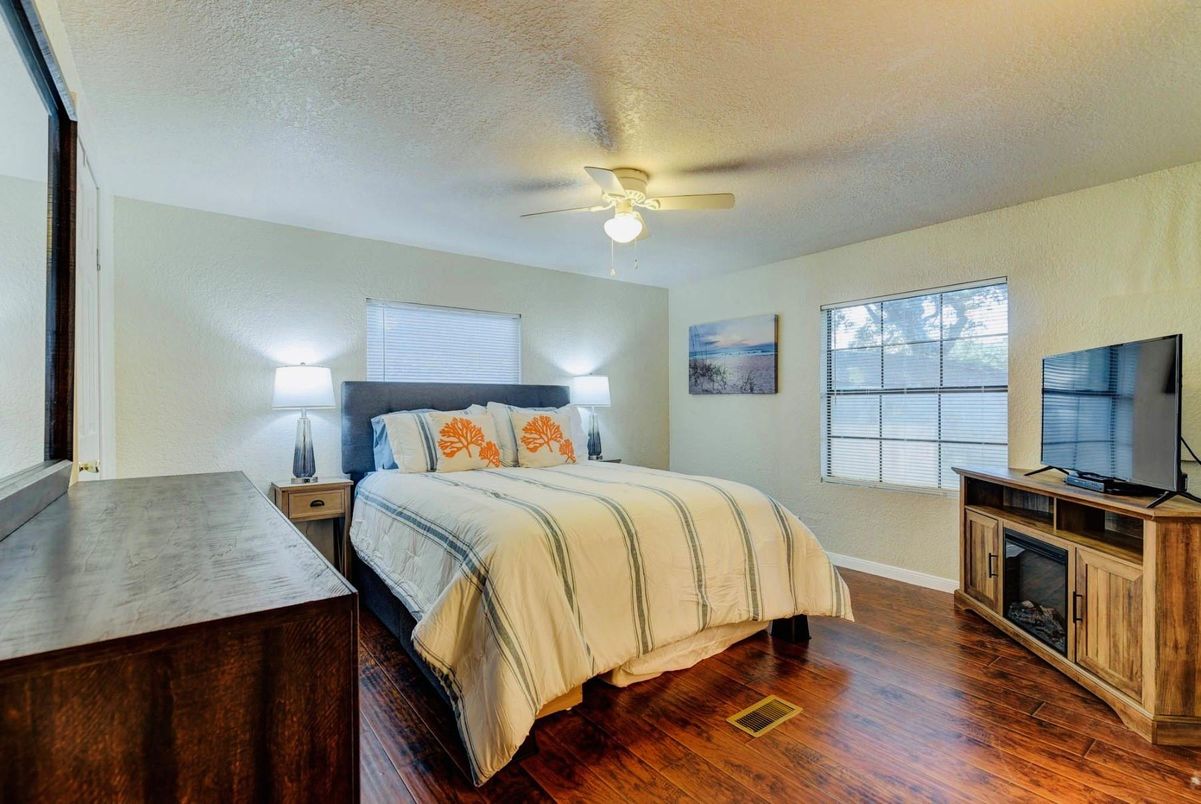 Bedroom, Interior, Wood Texture Flooring