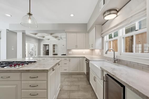 Interior, Kitchen, Pendant Lights, Recessed Lighting, Stainless Steel Appliances