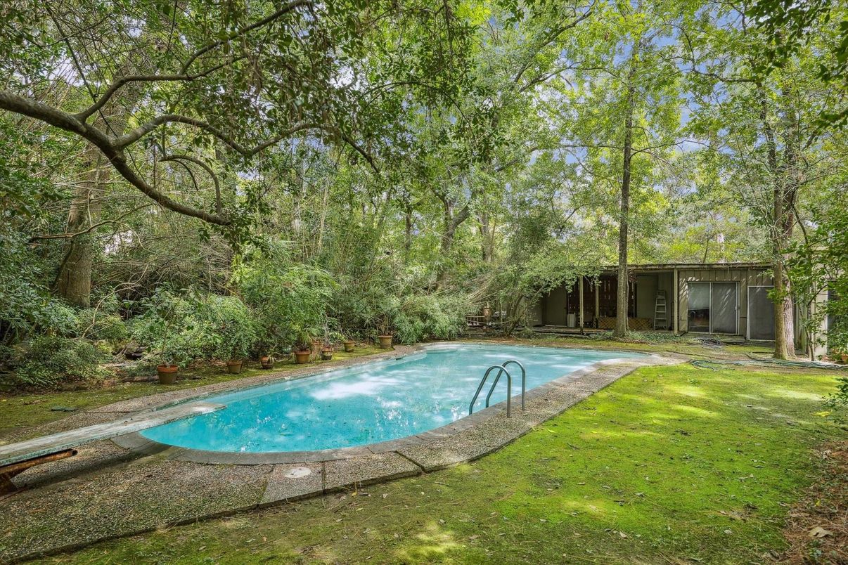 Backyard, Exterior, Pool