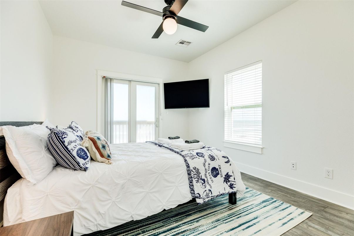 Bedroom, Interior, Wood Texture Flooring