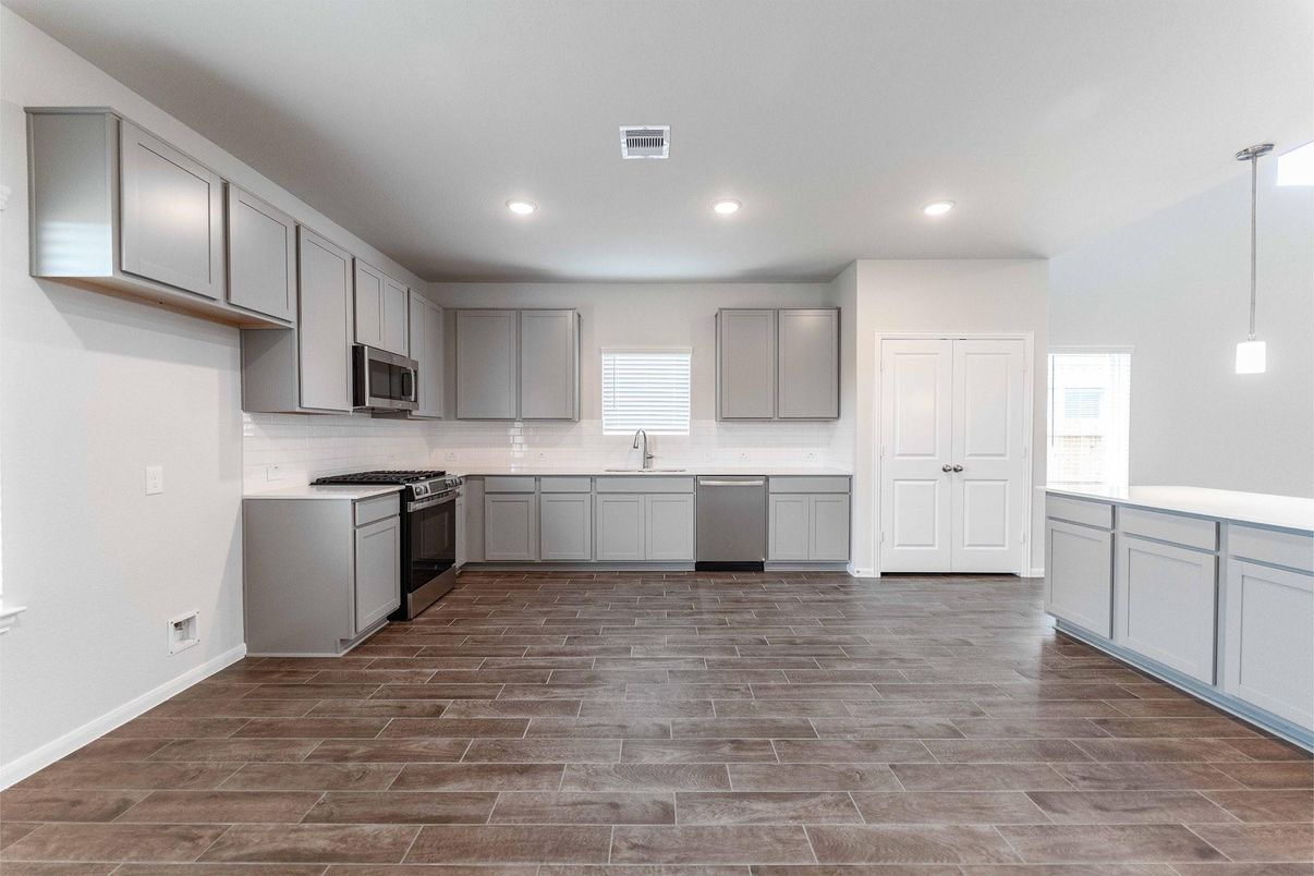 Interior, Kitchen, Pendant Lights, Recessed Lighting, Stainless Steel Appliances