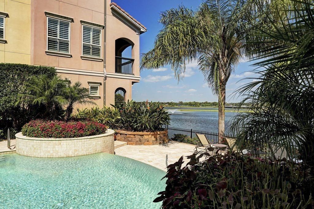 Exterior, Pool, Water