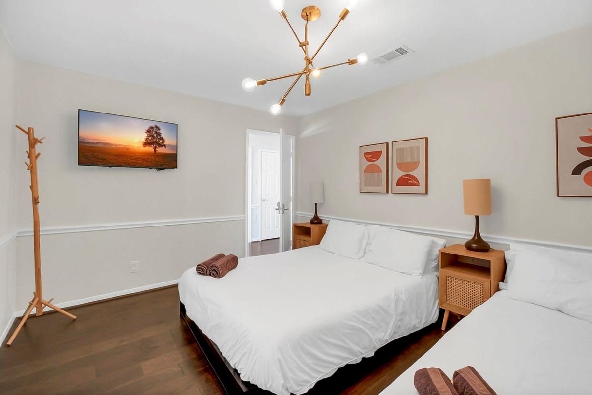 Bedroom, Interior, Pendant Lights, Wood Texture Flooring