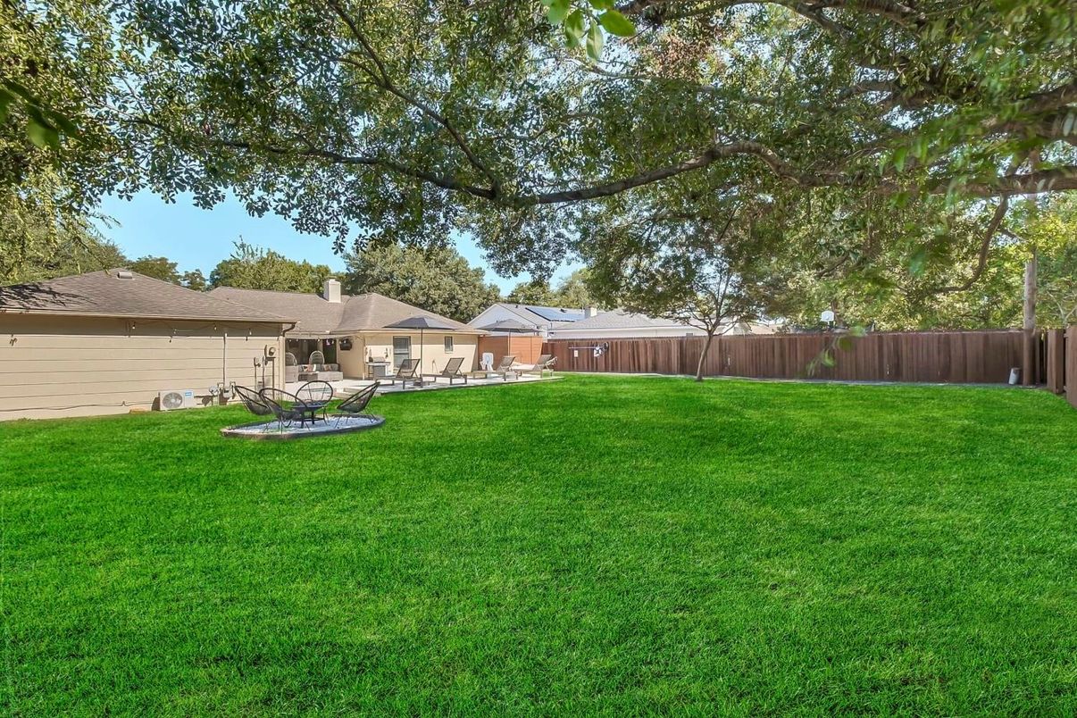 Backyard, Exterior, Playground, Solar Panels