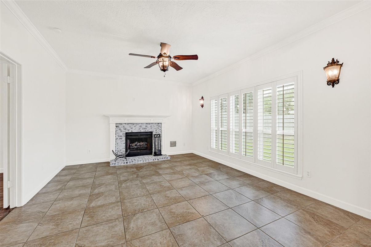 Empty room, Fireplace, Interior