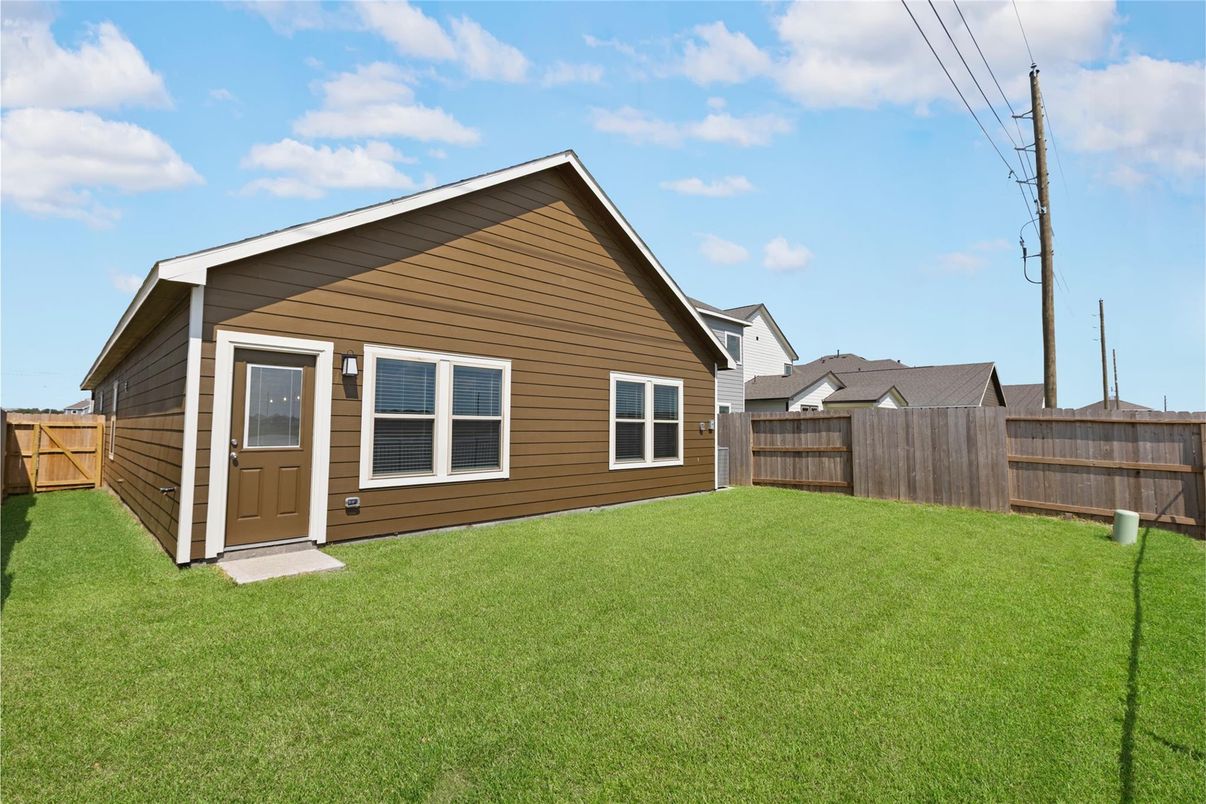Backyard, Exterior