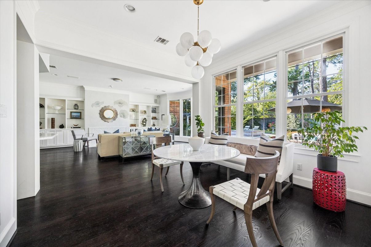 Dining room, Interior, Living room, Pendant Lights, Recessed Lighting, Wood Texture Flooring