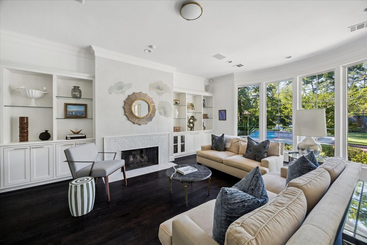 Fireplace, Interior, Living room, Recessed Lighting, Wood Texture Flooring