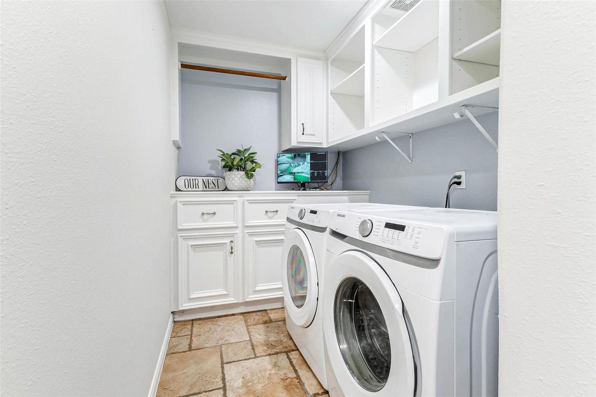 Interior, Washer