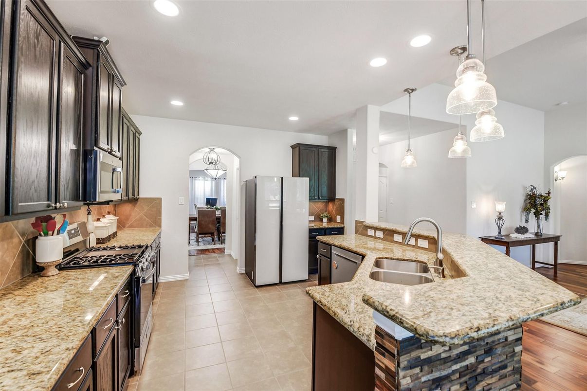 Interior, Kitchen, Pendant Lights, Recessed Lighting