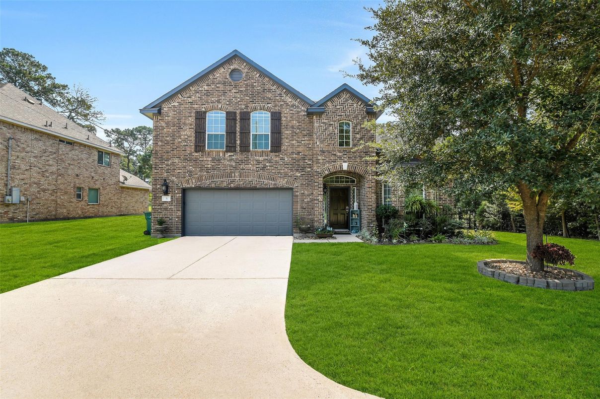 Attached, Backyard, Exterior, Facade, Brick Facade, Brick Traditional