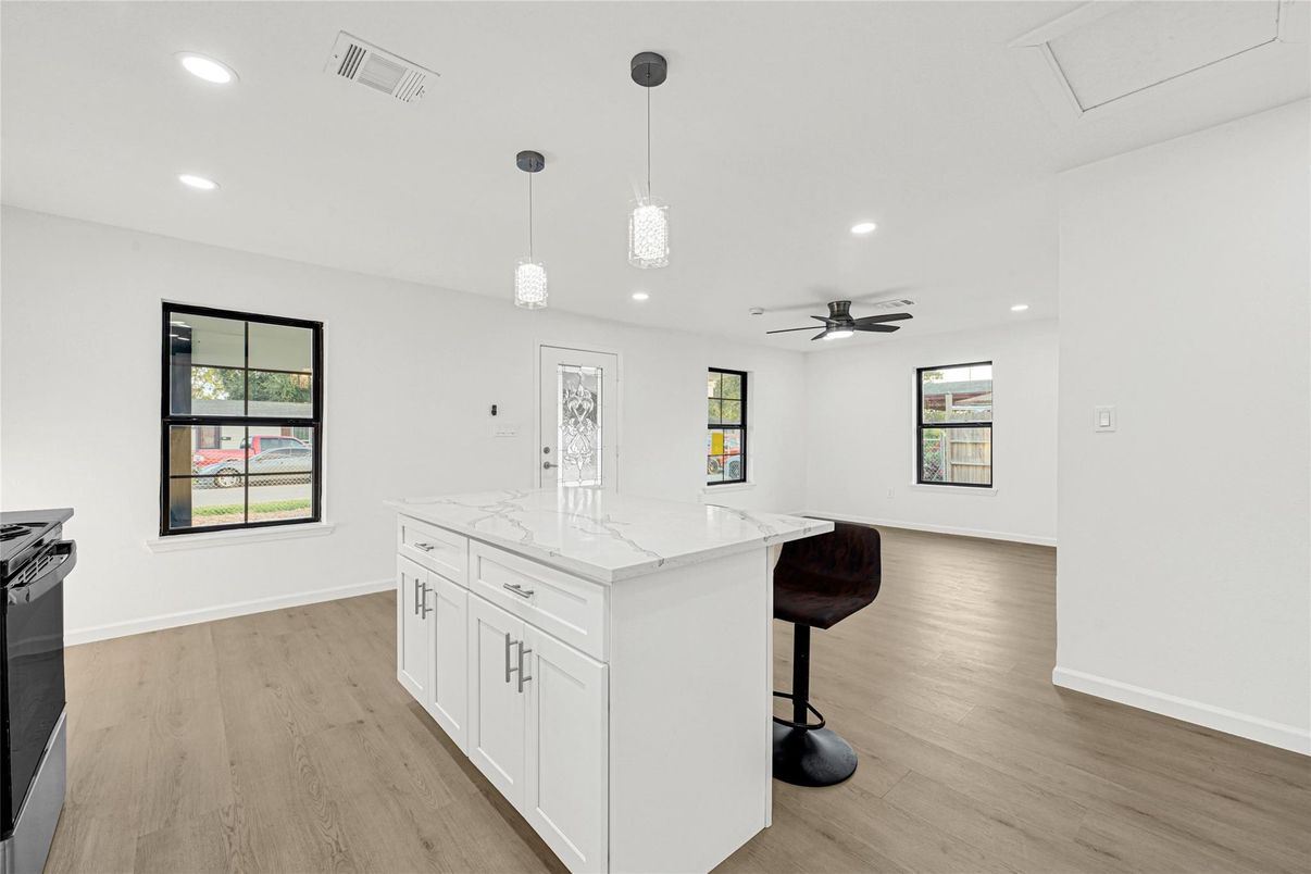Interior, Kitchen, Pendant Lights, Recessed Lighting, Wood Texture Flooring