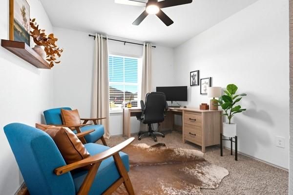 Home Office, Interior