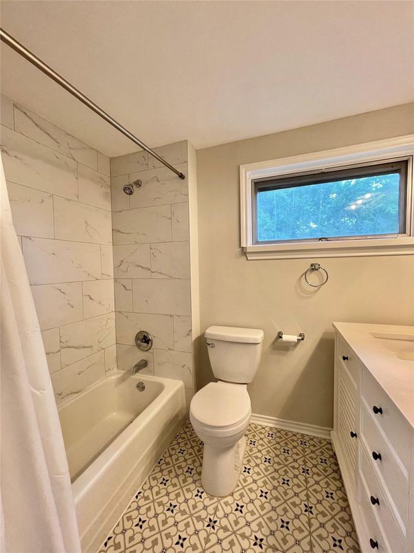 Bathroom, Interior, Marble Walls