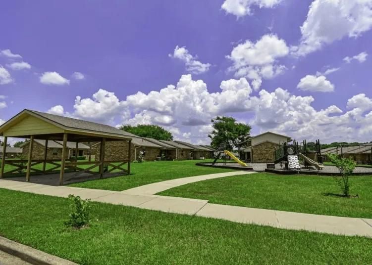 Backyard, Exterior, Playground