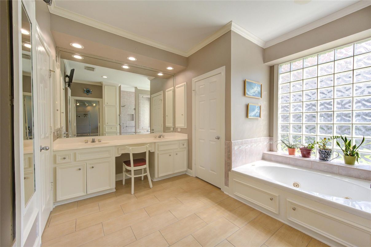 Bathroom, Dual Sink Vanities, Interior, Recessed Lighting, Wood Texture Flooring