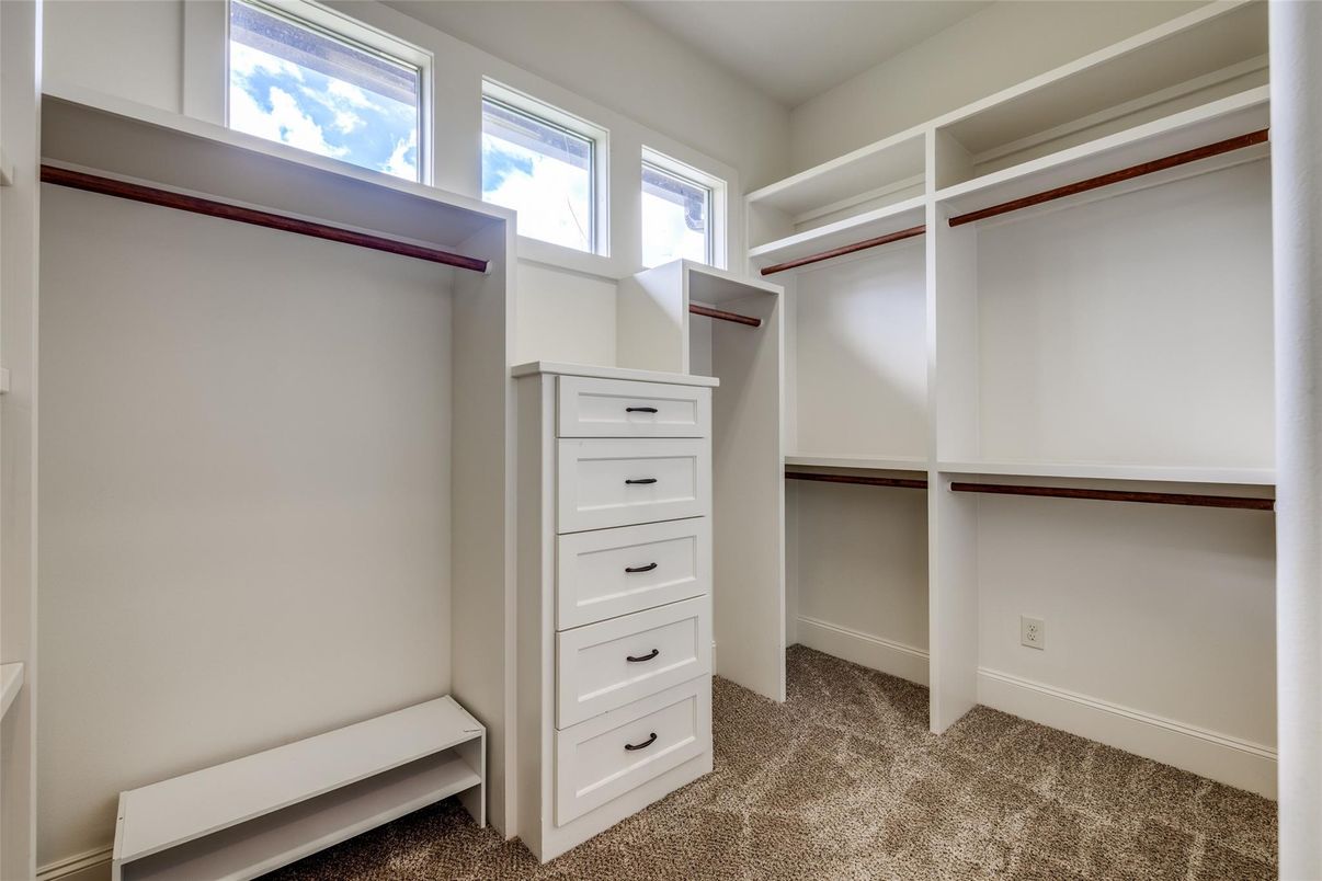 Interior, Walk-in Closets