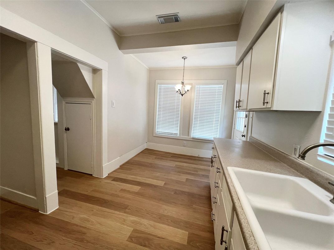 Chandelier, Interior, Wood Texture Flooring