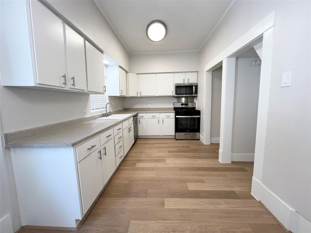 Interior, Kitchen, Stainless Steel Appliances, Wood Texture Flooring