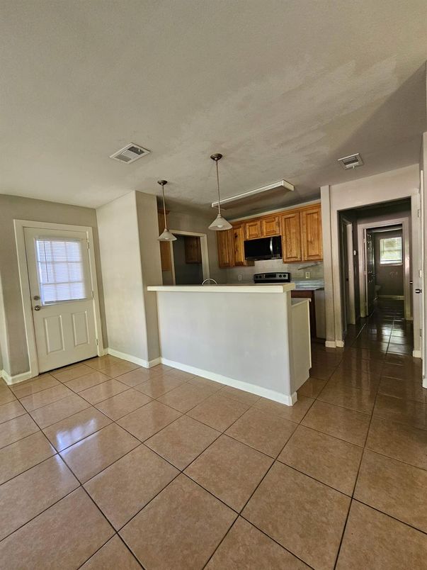Interior, Kitchen, Pendant Lights, Stainless Steel Appliances