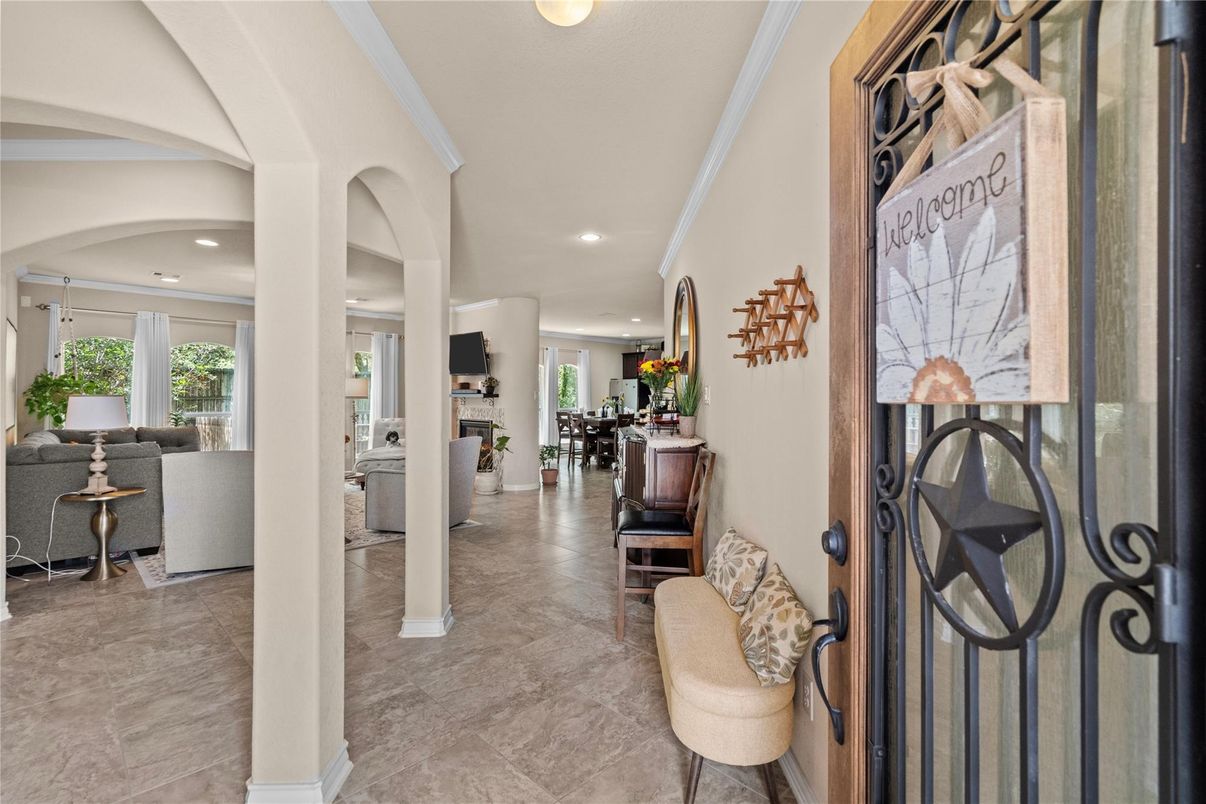 Fireplace, Interior, Living room, Recessed Lighting