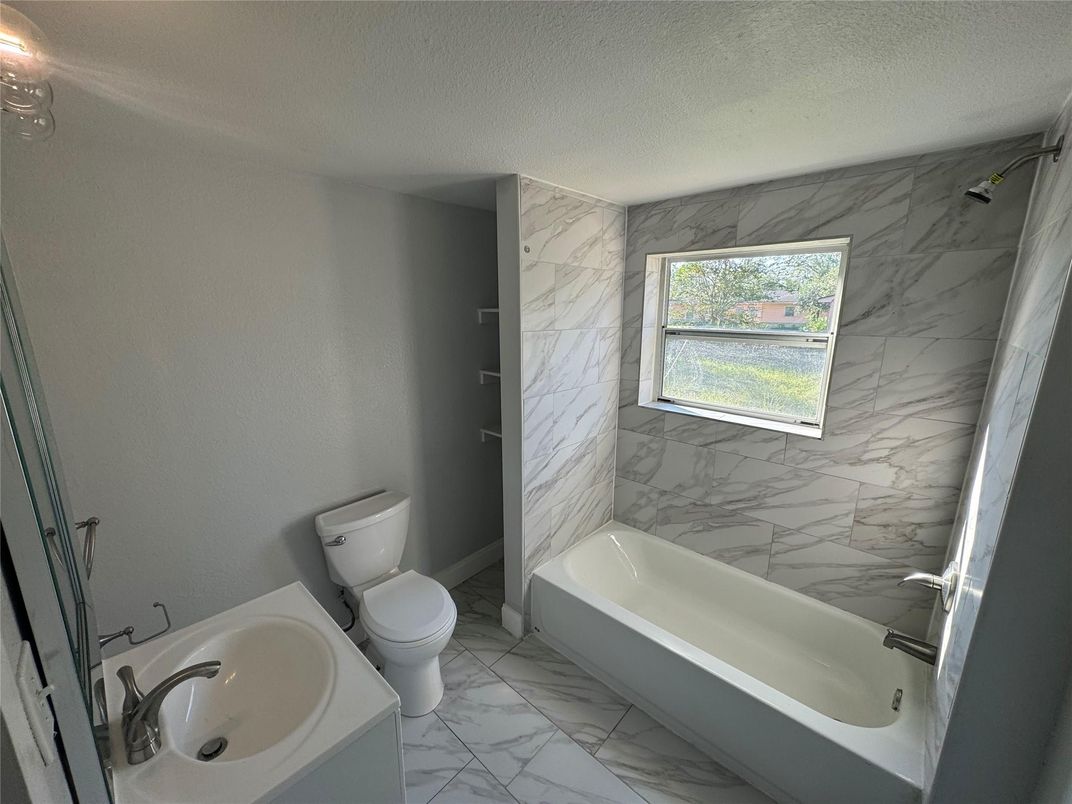 Bathroom, Interior, Marble, Marble Walls