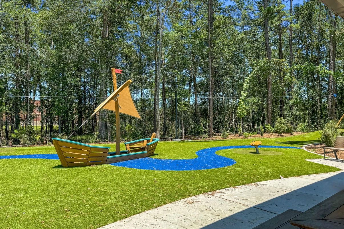 Backyard, Exterior, Playground