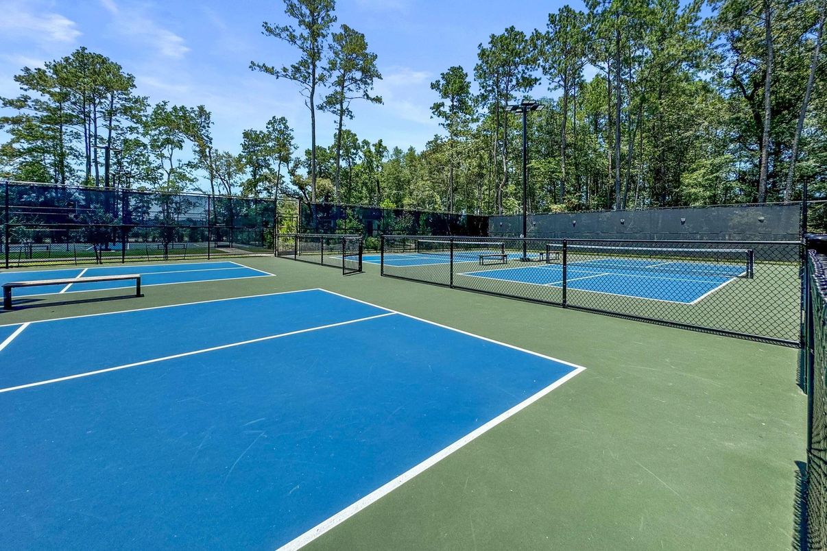 Exterior, Tennis Courts