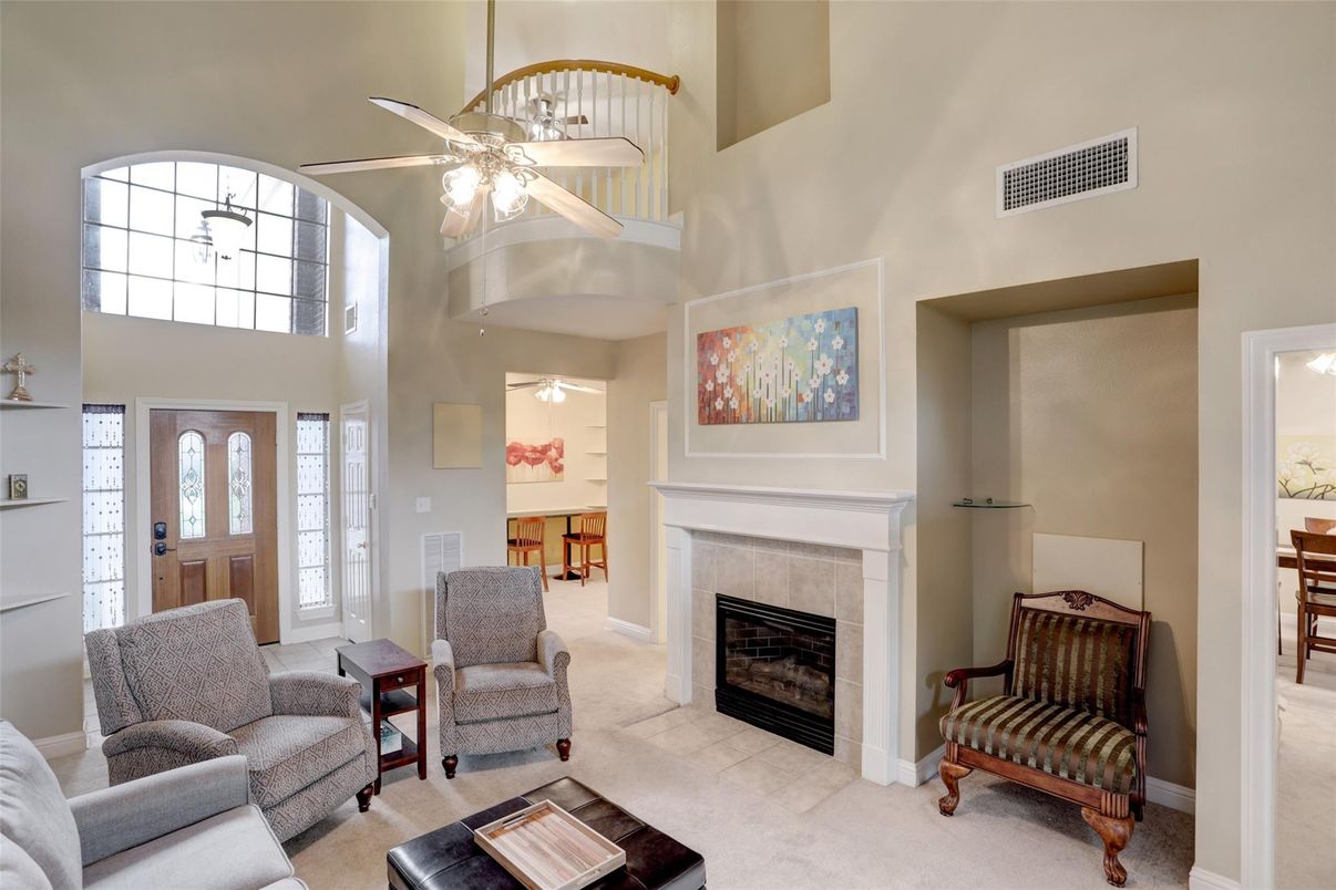 Fireplace, Interior, Living room