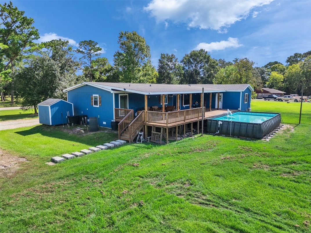 Backyard, Exterior, Pool