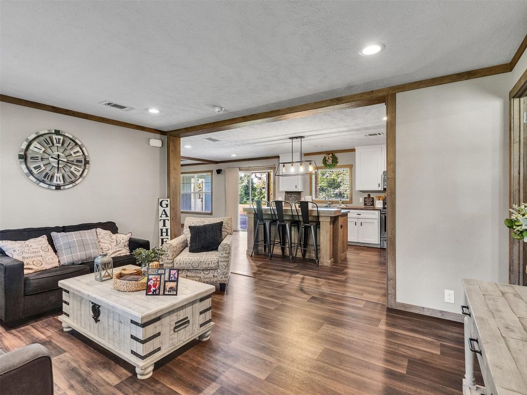 Interior, Kitchen, Living room, Pendant Lights, Recessed Lighting, Wood Texture Flooring