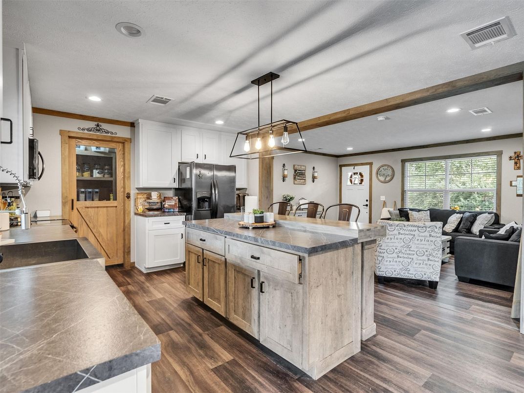 Interior, Kitchen, Living room, Pendant Lights, Recessed Lighting, Stainless Steel Appliances, Wood Texture Flooring