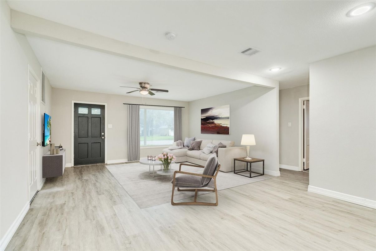 Interior, Living room, Recessed Lighting, Wood Texture Flooring
