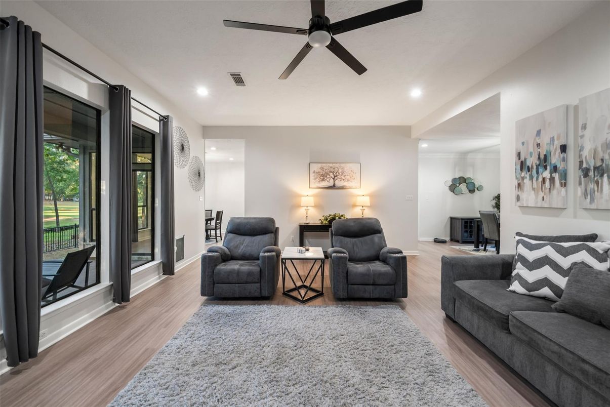 Interior, Living room, Recessed Lighting, Wood Texture Flooring