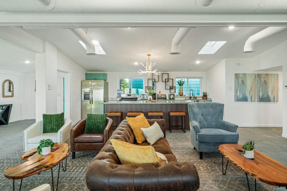 Interior, Kitchen, Living room, Pendant Lights, Recessed Lighting